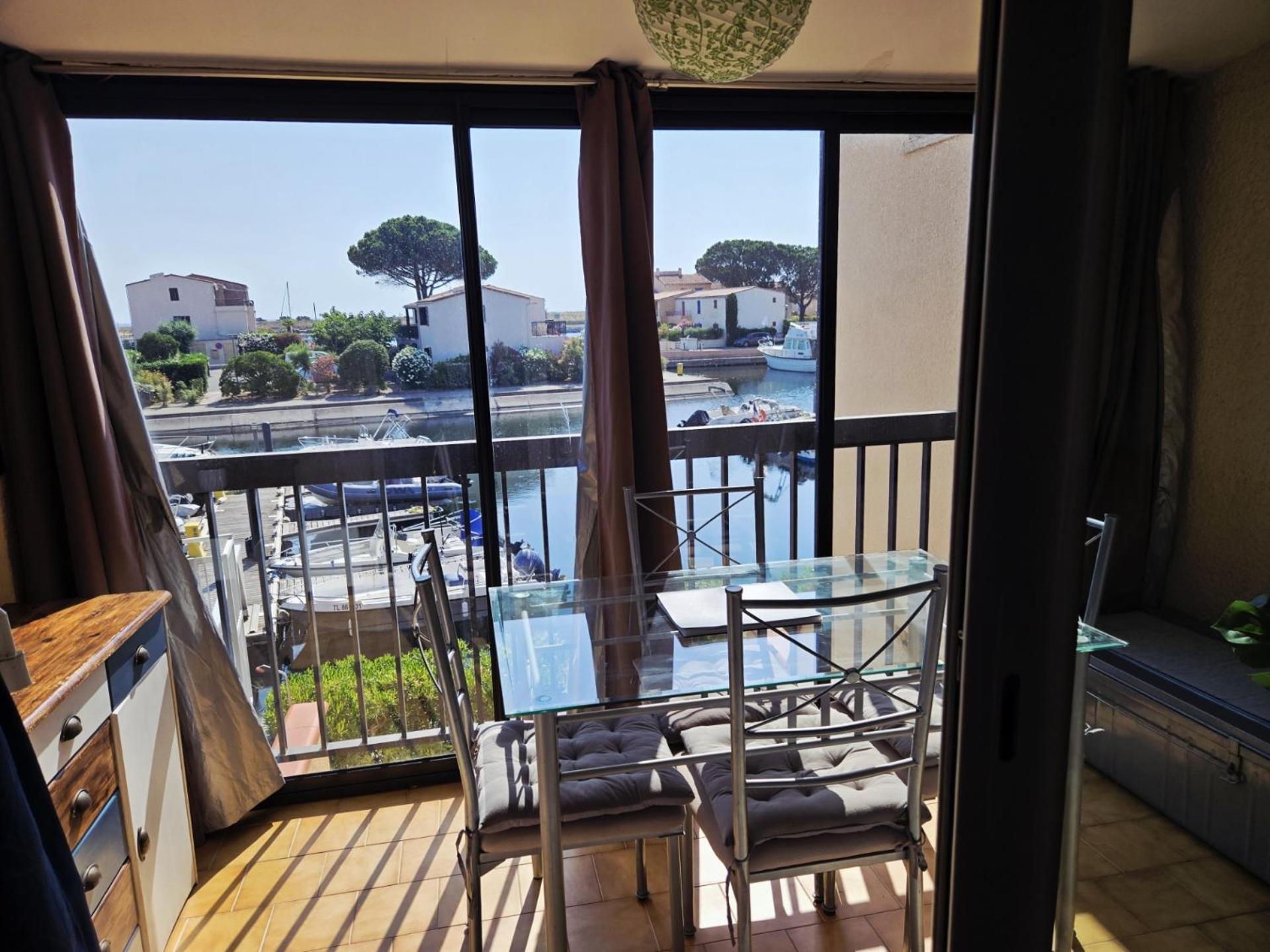 Apartment Cosy Avec Vue Sur La Marina - Parking Prive